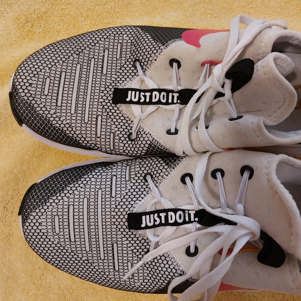 Nike Free TR 8 Ladies Size 9